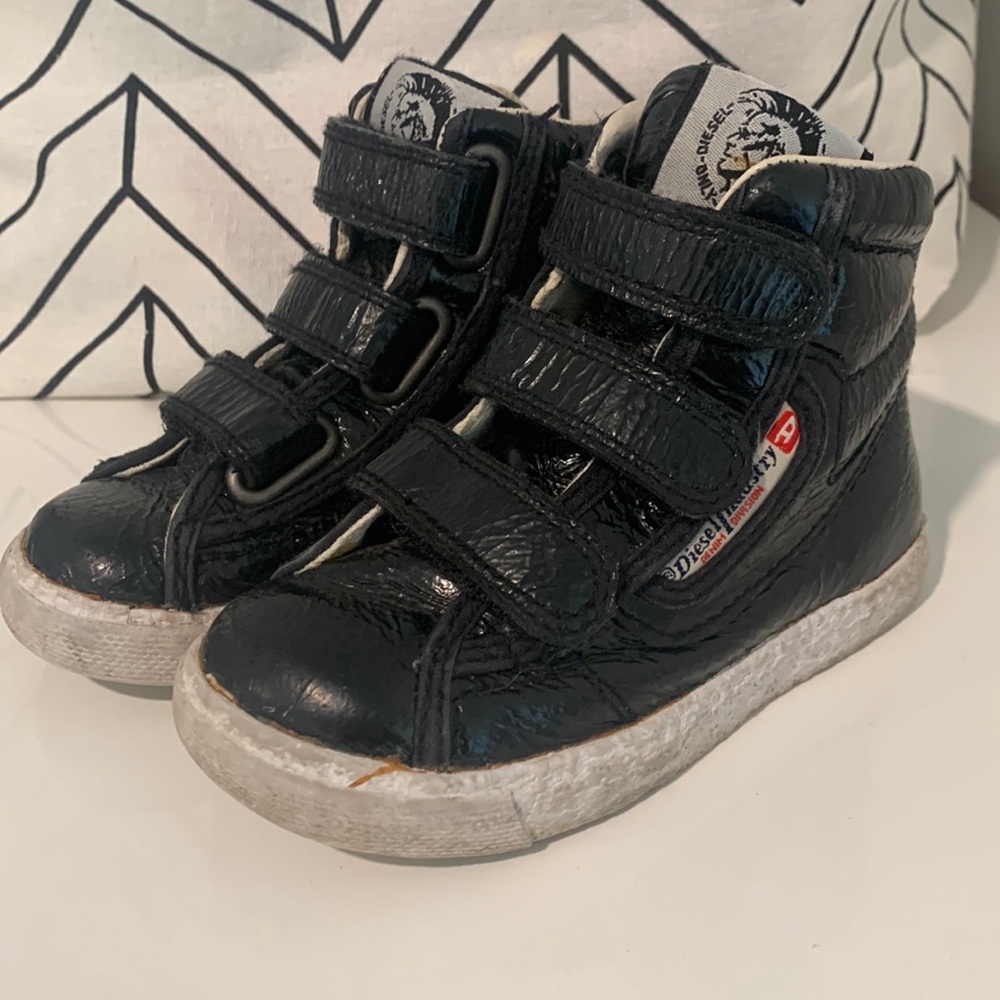 Diesel leather toddler shoes. Toddler size 6